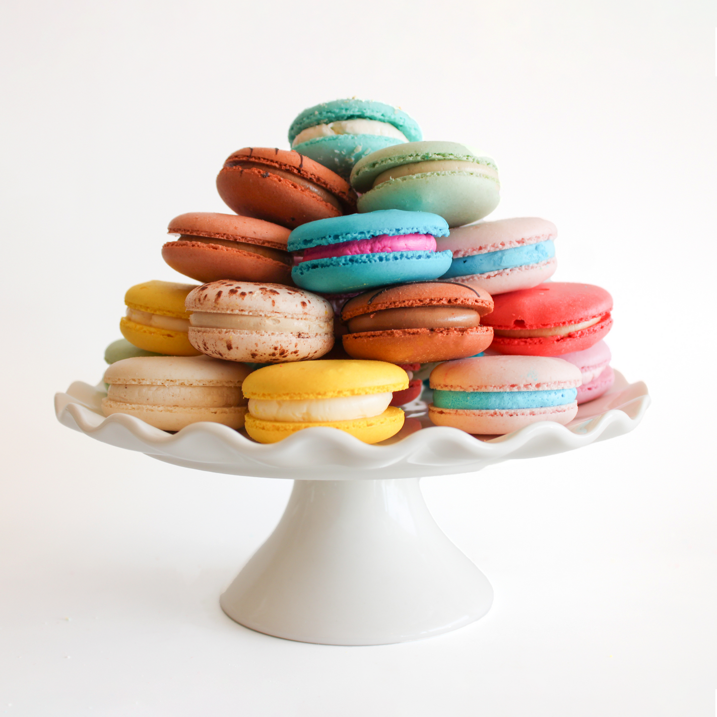 12 Macarons (Assorted)