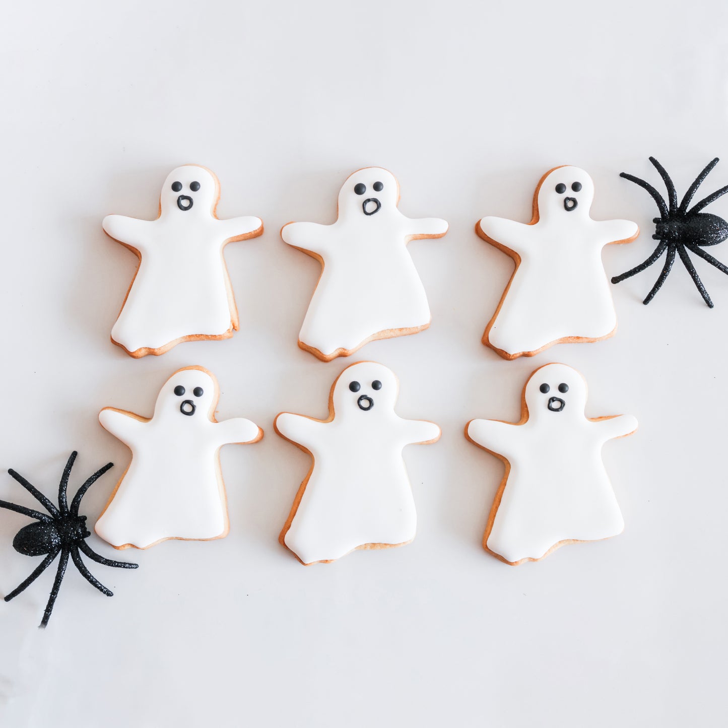 6 Ghost Sugar Cookies