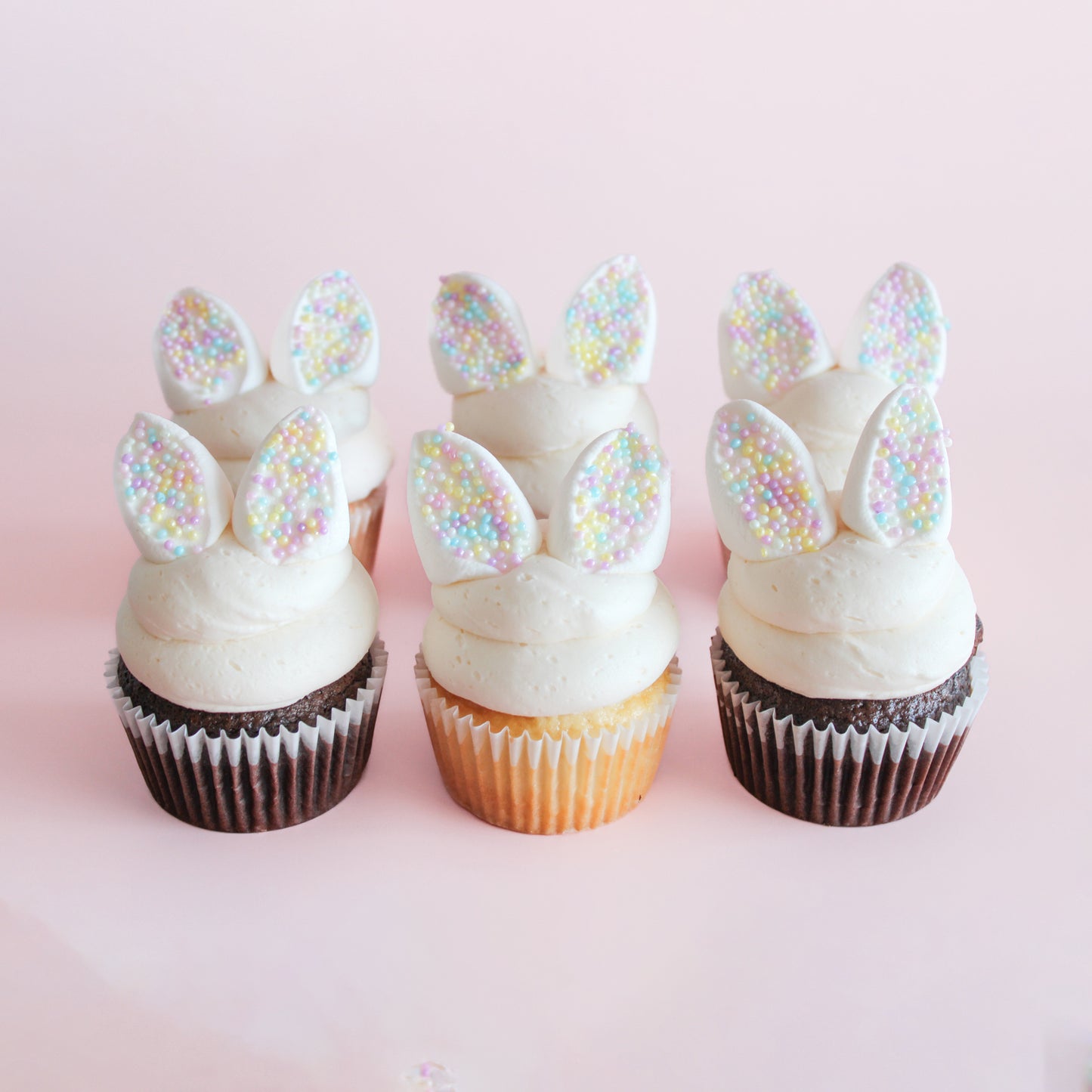 6 Bunny Ear Cupcakes