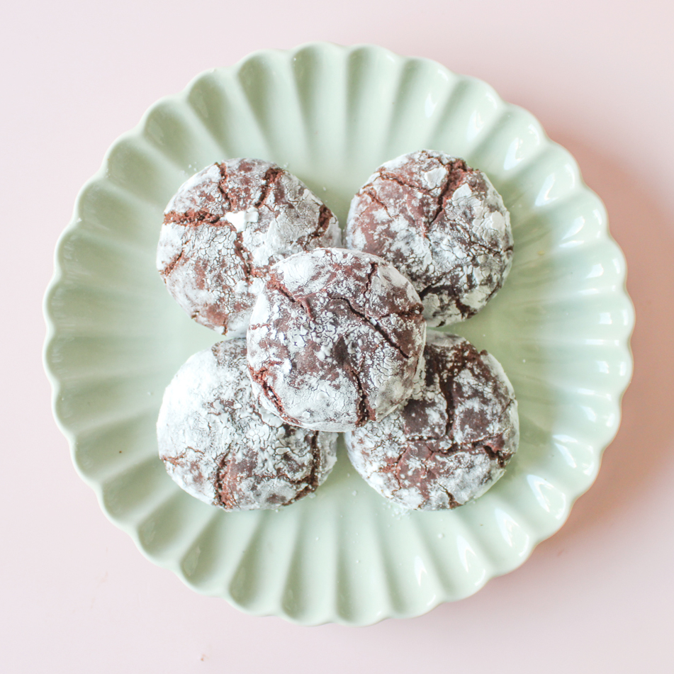 6 Chocolate Crinkles
