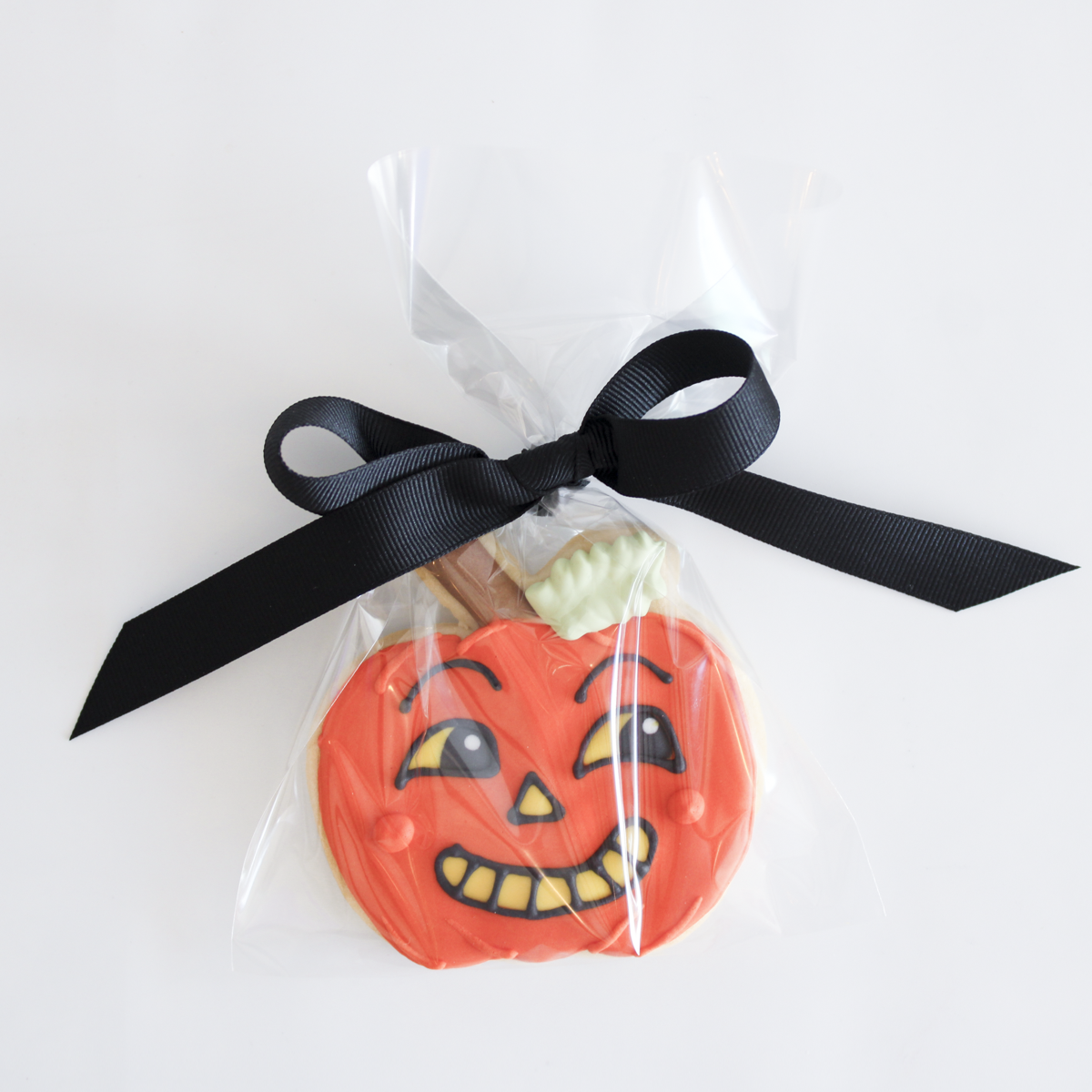 6 Vintage Pumpkin Face Sugar Cookies