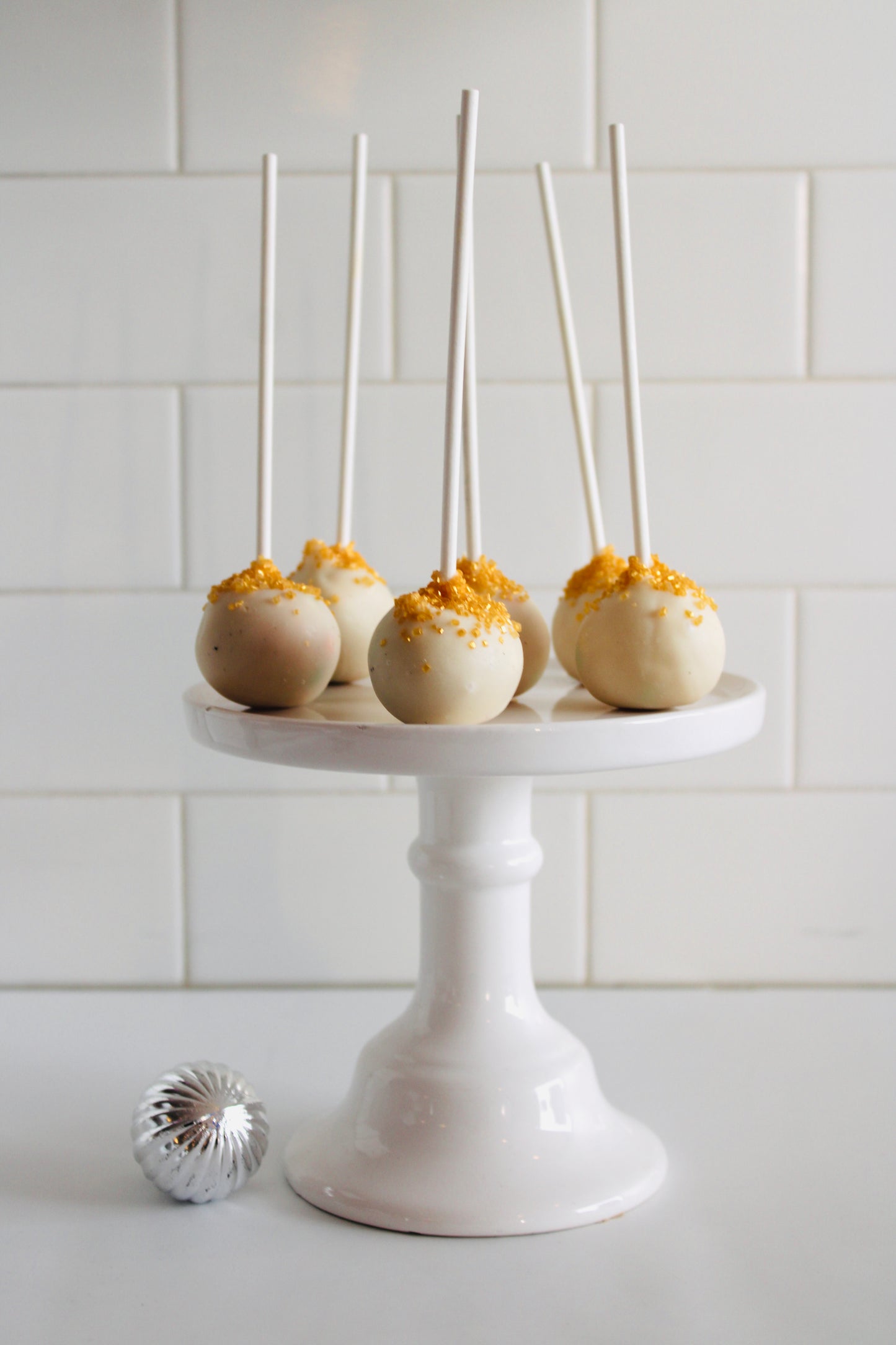 6 NYE Birthday Cake Pops