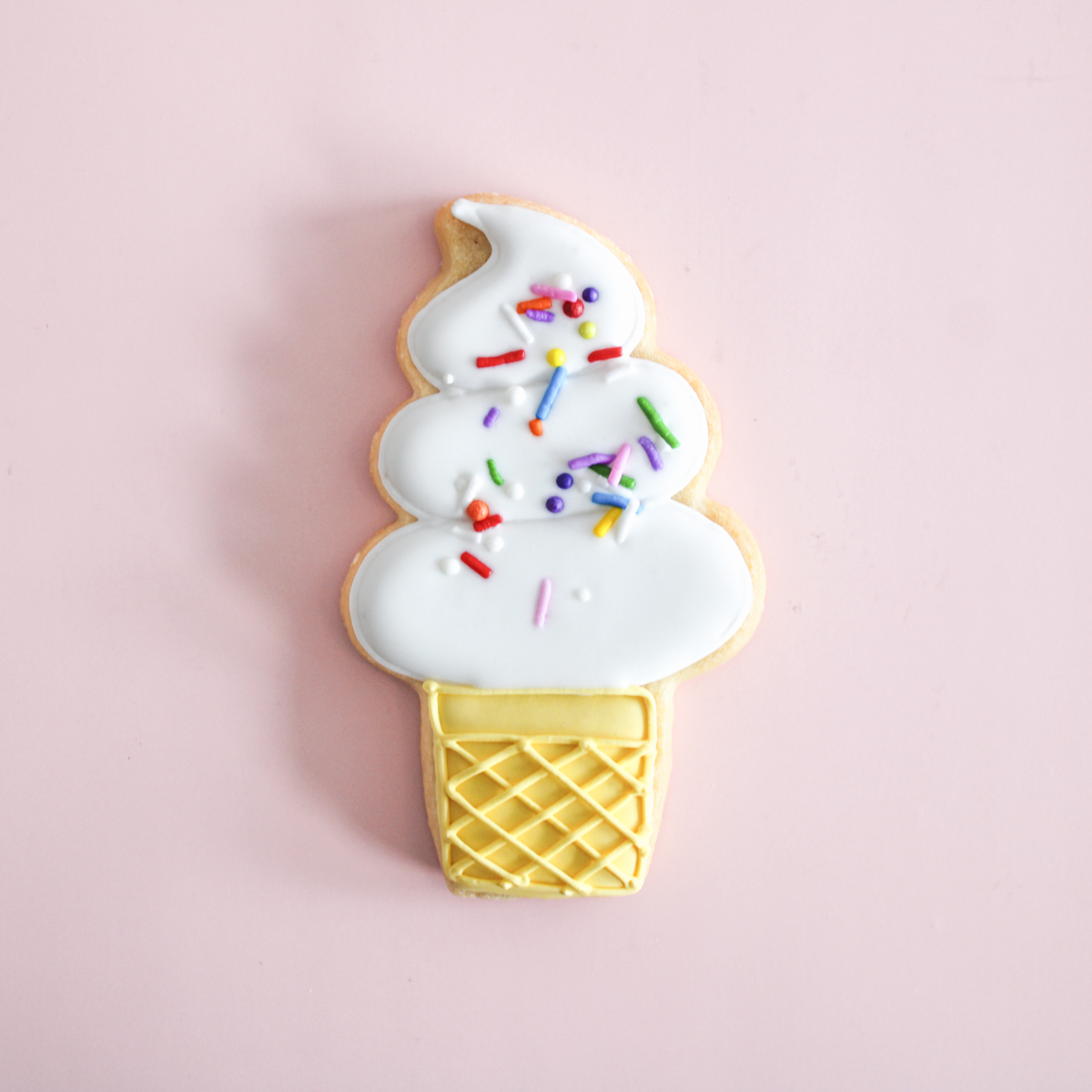 6 Ice Cream Cone Sugar Cookies