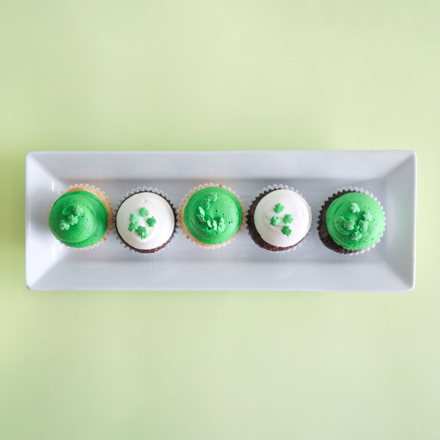 12 Mini St. Patrick's Day Cupcakes