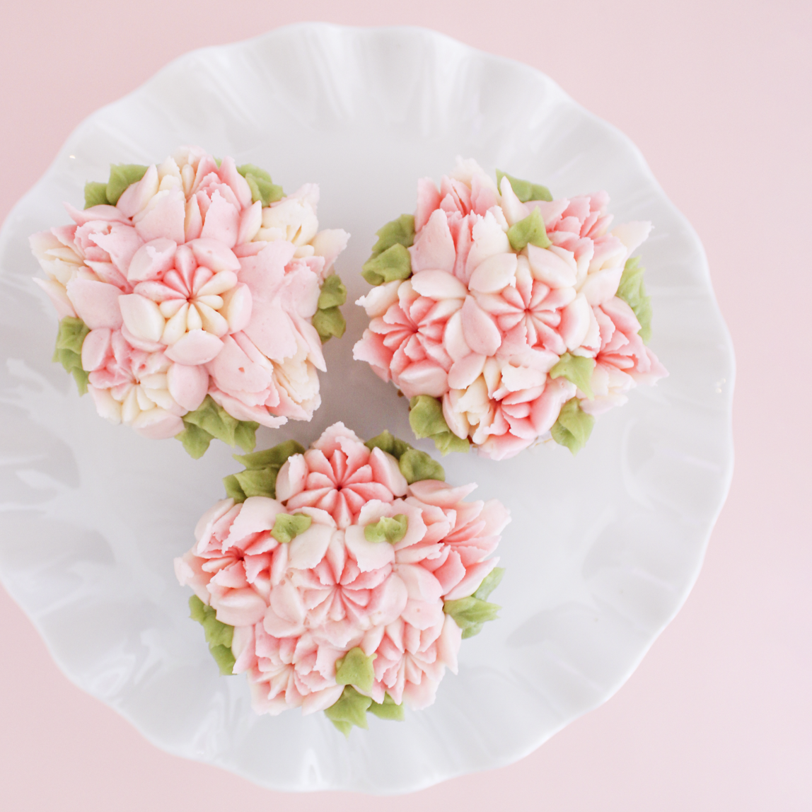 6 Spring Floral Cupcakes