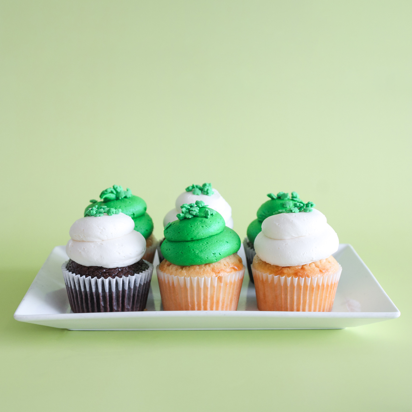 12 Large St. Patrick's Day Cupcakes