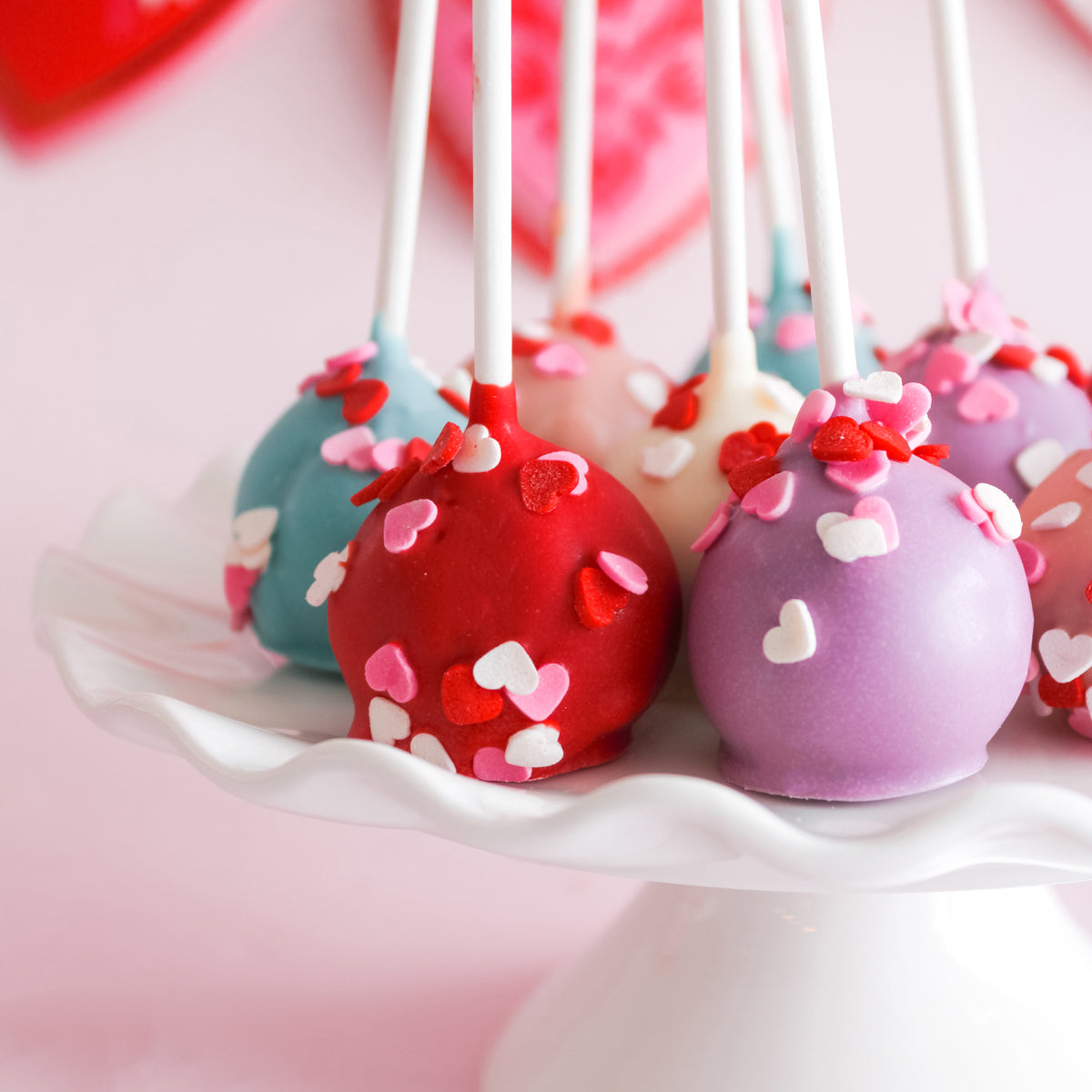 6 Valentine Cake Pops