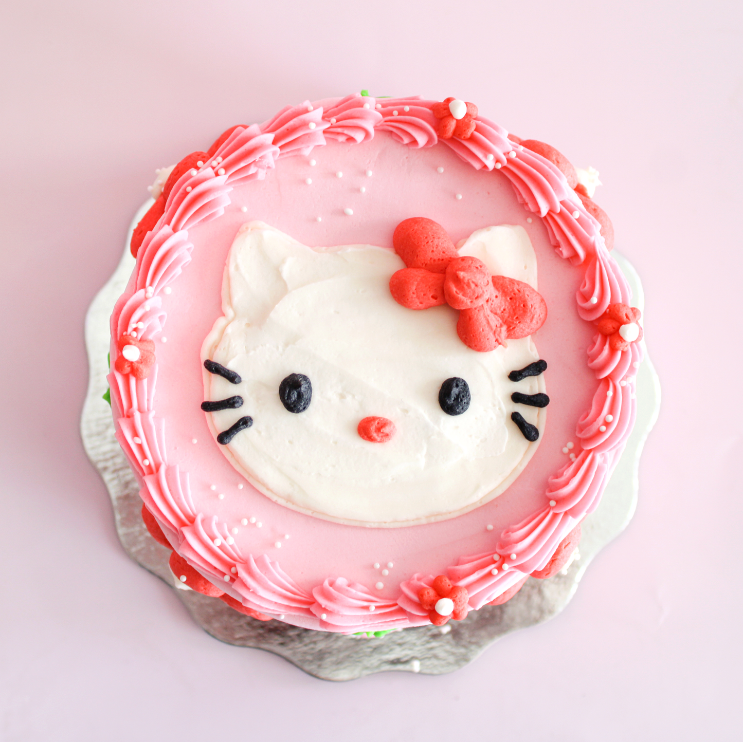 Hello Kitty Cake