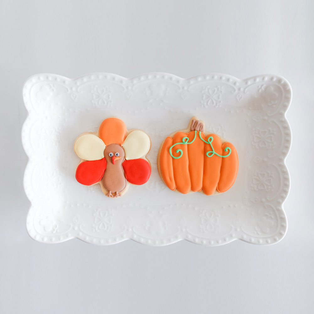 6 Pumpkin and Turkey Sugar Cookies