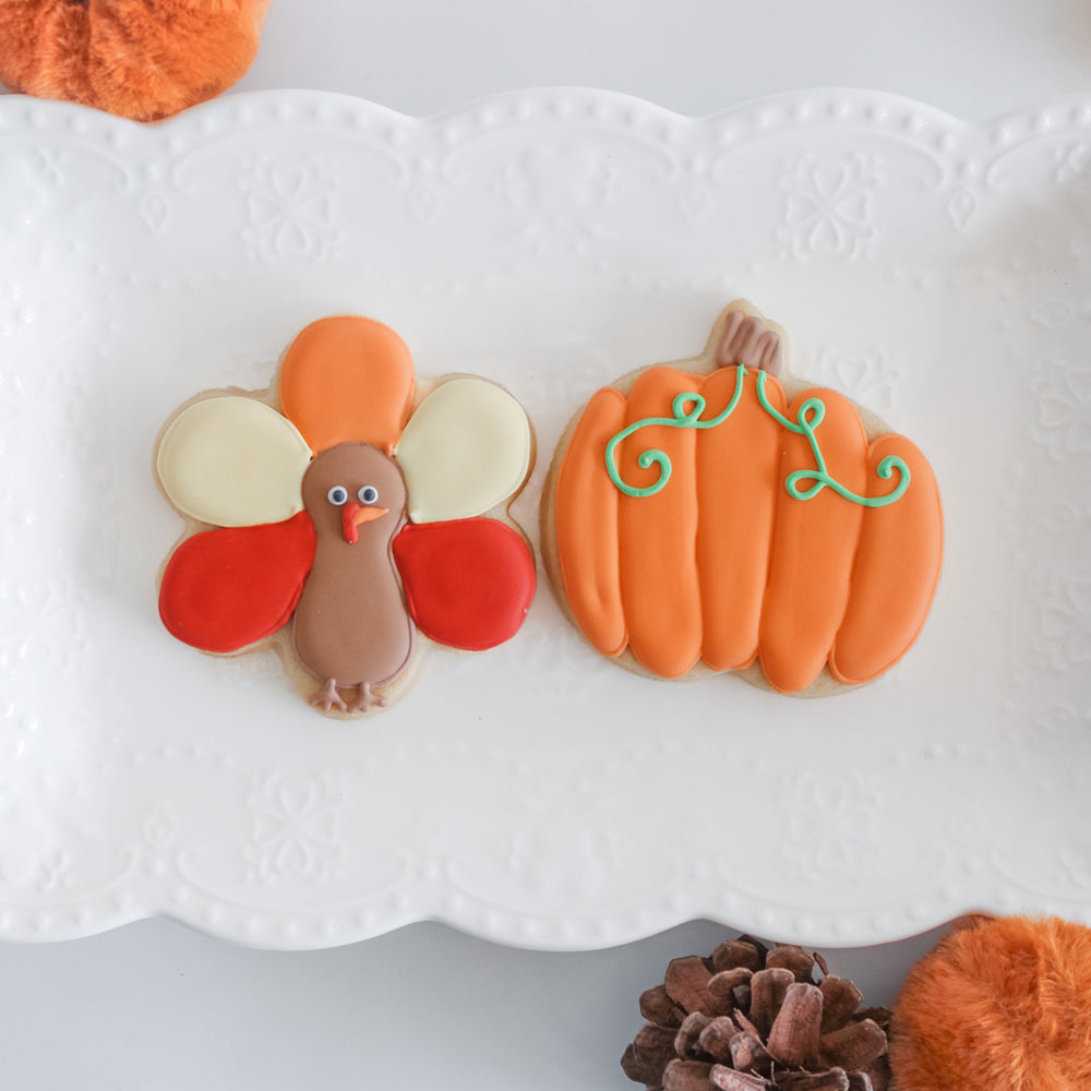 
                      
                        6 Pumpkin and Turkey Sugar Cookies
                      
                    