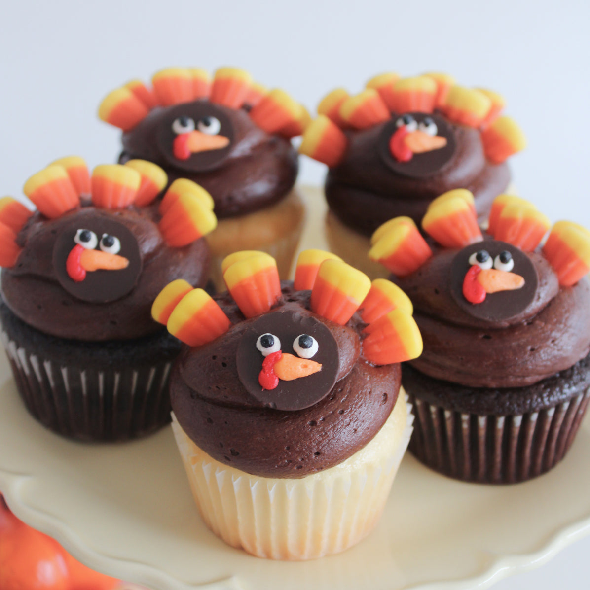 6 Turkey Cupcakes